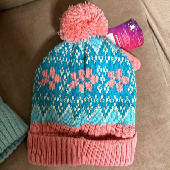 2 sets of Girls Disney Lined hats-Disney Princess Pink & Purple - Picture 4 of 17